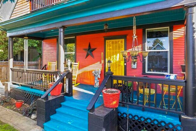 Foto del edificio - 1207 W Carlisle Ave