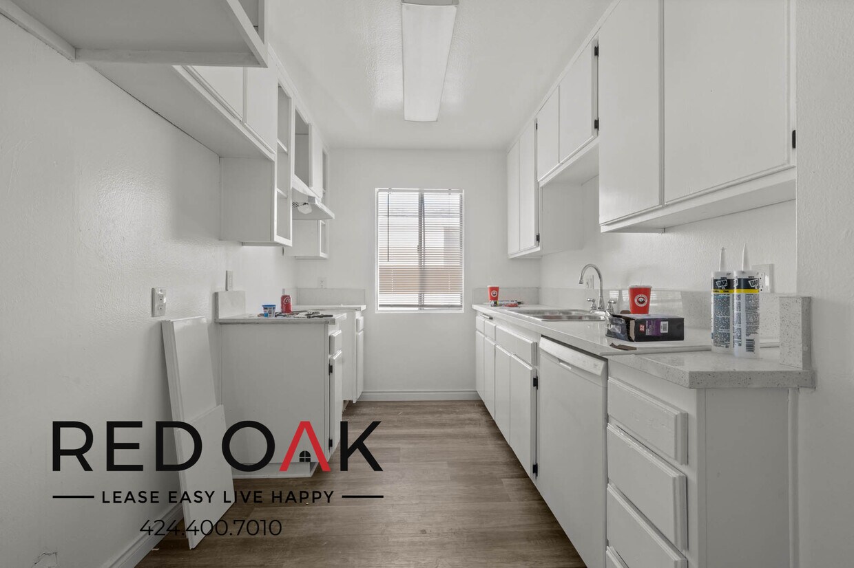 Primary Photo - NOW PRE-LEASING! Newly Renovated Two Bedro...