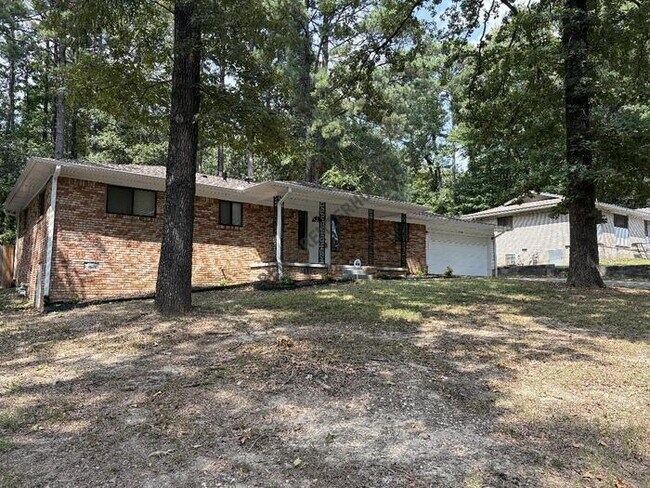 Foto del edificio - 1710 Cedarhurst Dr