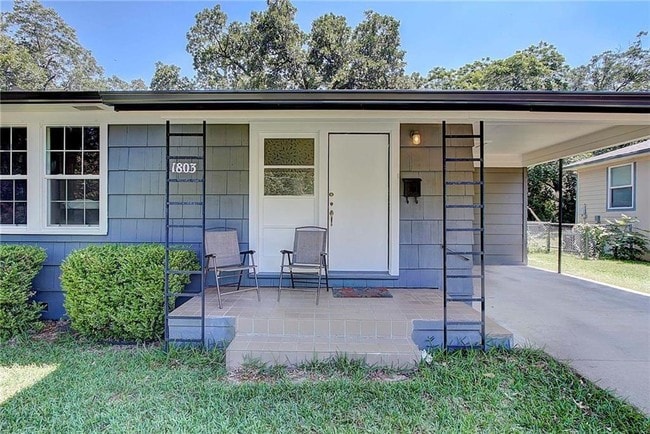 Building Photo - 1803 Romeria Dr