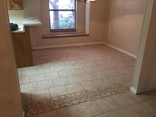 Foto del edificio - 8801 Trailridge Dr