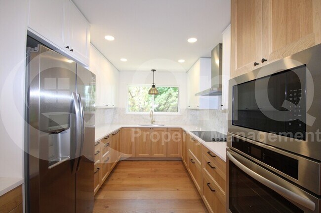 Foto del edificio - 3321 Buckle Ln