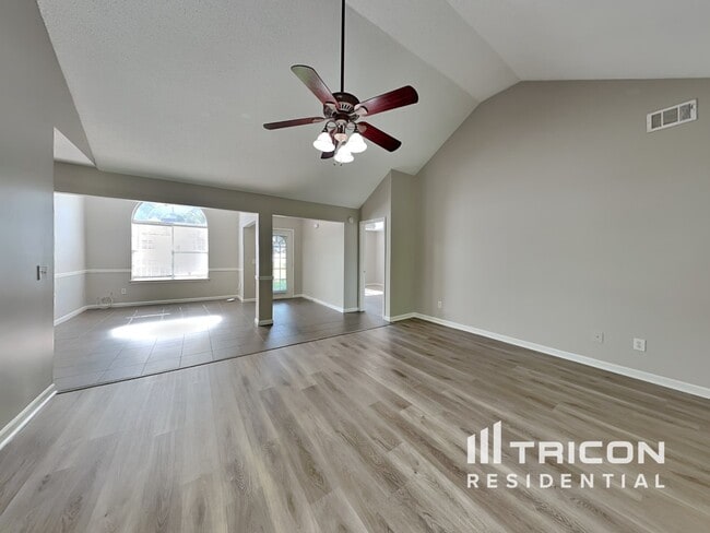 Foto del edificio - 4083 Percheron Ln SW