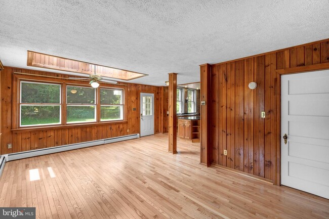 Building Photo - 3560 Church Rd