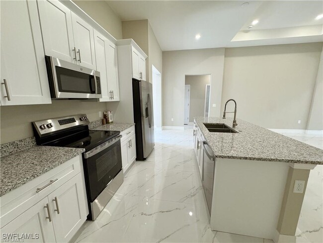 Foto del edificio - 236 Nautilus Ave S