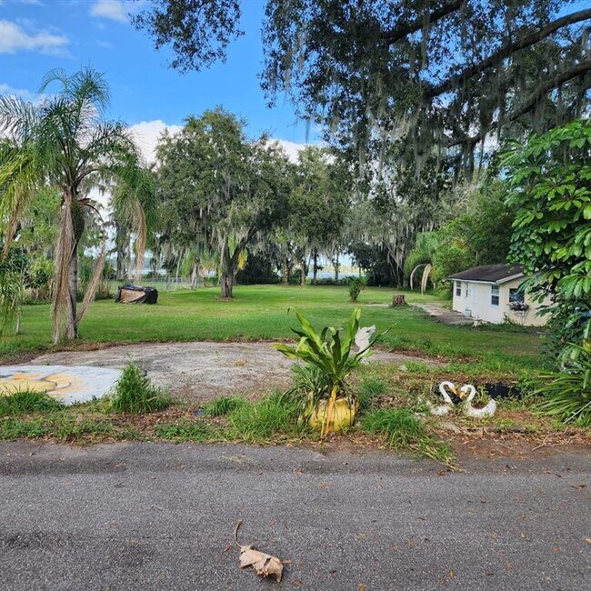 Building Photo - 2405 Neptune Rd