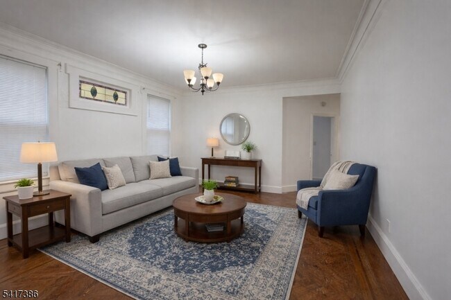 Foto del edificio - 205 Chancellor Ave