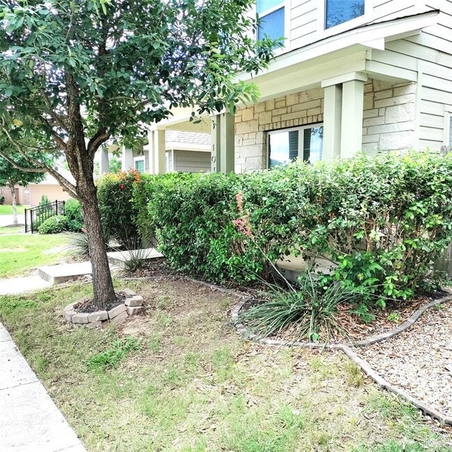 Building Photo - 107 Gambel Oak Way