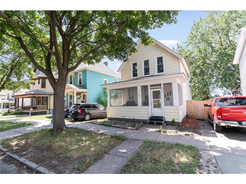 Primary Photo - 365 Bates Ave