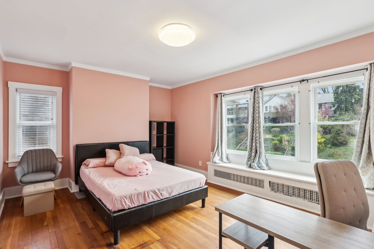 Foto principal - 3459 Beechwood Blvd