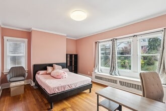 Building Photo - 3459 Beechwood Blvd