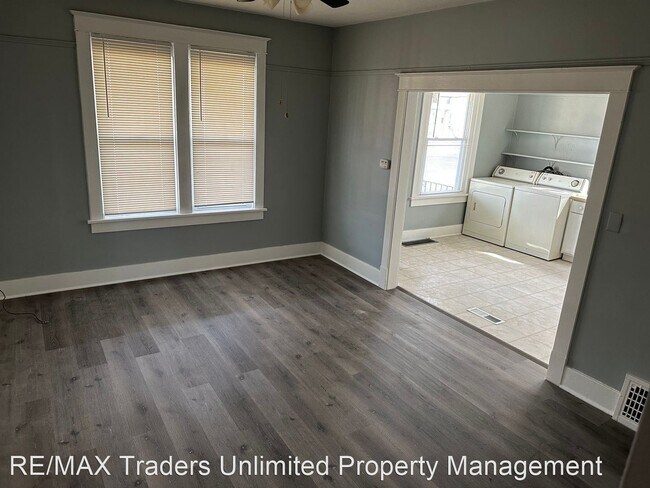 Foto del edificio - 2 br, 1 bath House - 2118 W Clarke Front Unit