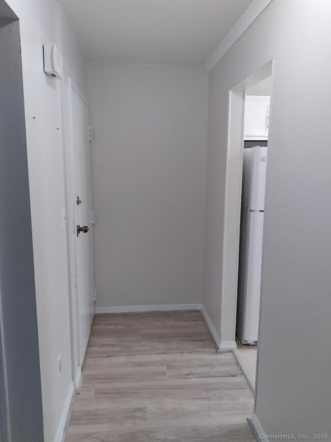 Foto del edificio - 16 Southwind Ln