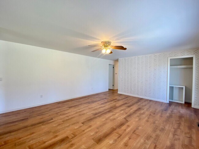 Building Photo - 3 Bedroom Home in Rural West Valley