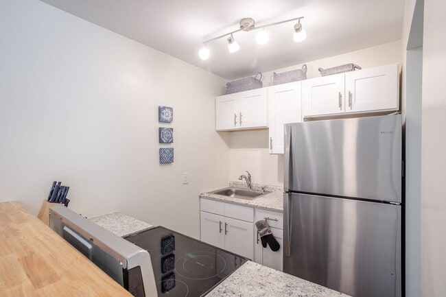 Interior Photo - 3623 Clarion Avenue