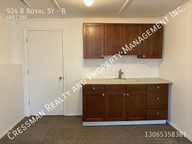 Building Photo - 1 Bedroom Basement Suite