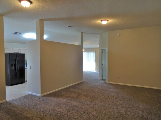 Building Photo - 7578 N Fawn Lake Drive