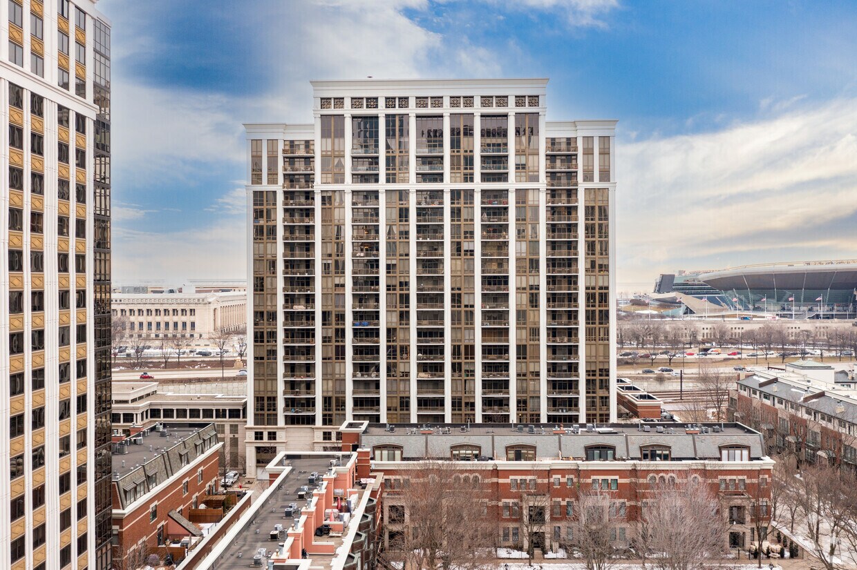 Building Photo - Museum Park Tower Two