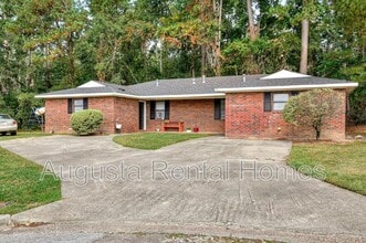 Building Photo - 318 Old Plantation Rd