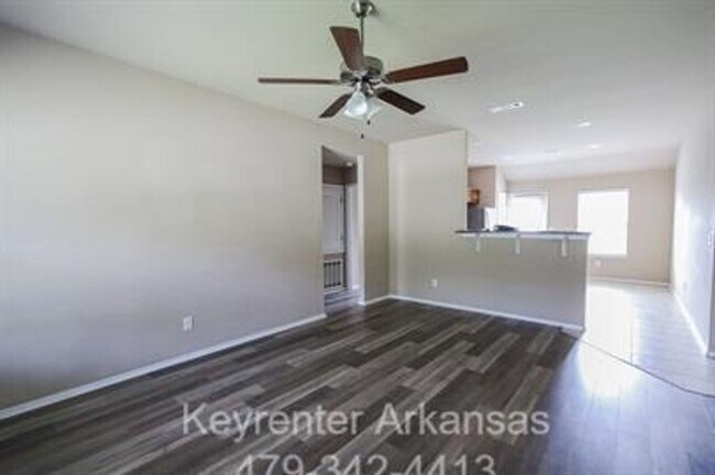 Foto del edificio - Beautiful East Fayetteville 3 bedroom/2 bath home!