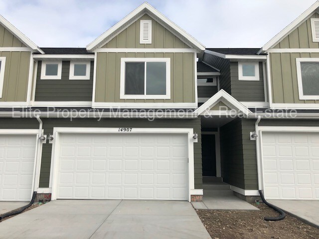 Primary Photo - 14907 Beckenbauer Ave