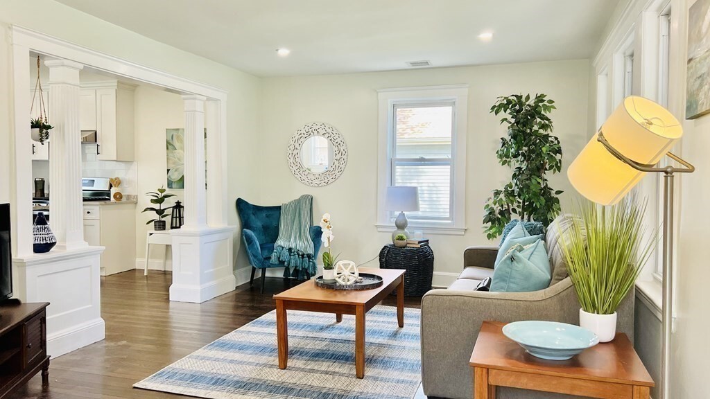 Foto principal - 1225 Washington St