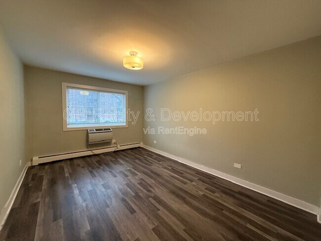 Foto del edificio - 800 Graceland Ave