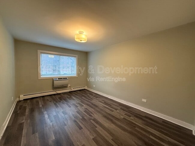 Building Photo - 800 Graceland Ave