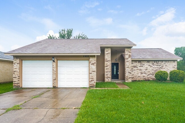 Building Photo - 5939 Ollia Cir