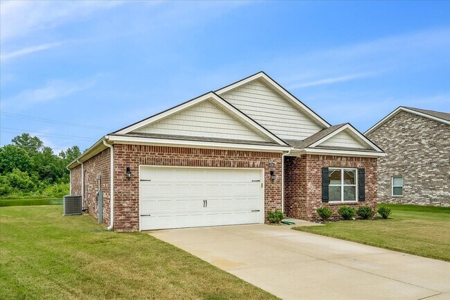 Foto del edificio - 4786 Barrett Oaks Dr