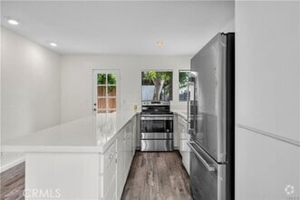 Building Photo - 504 Orchid Ave
