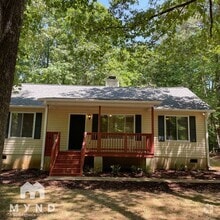 Building Photo - 172 Bridges Ln