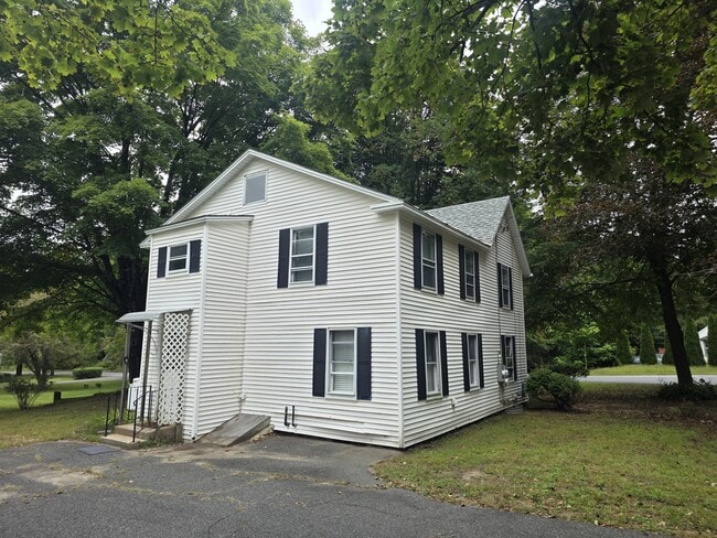 Building Photo - 289 Pelham Rd