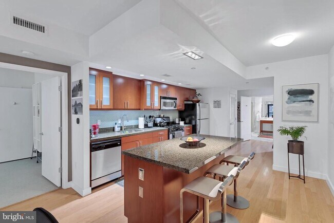 Foto del edificio - 912 F St NW