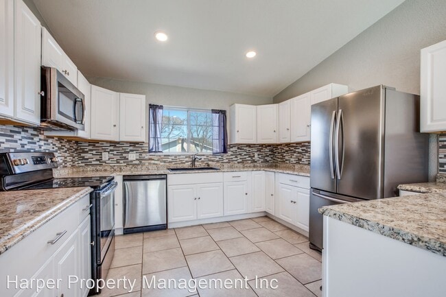 Building Photo - 3 br, 2 bath House - 2610 Lakebriar St