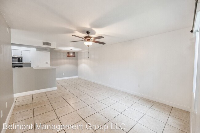 Foto del edificio - 1 br, 1 bath House - 3012 Parkway Blvd #206