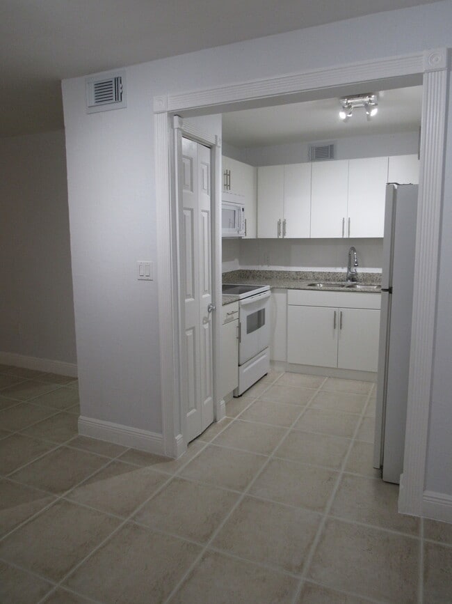 Foto del edificio - 2925 W 80th St