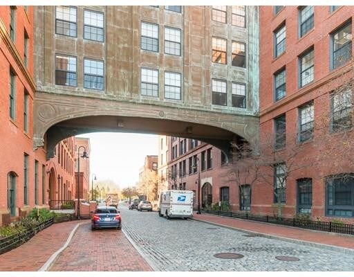 Building Photo - 1241 Adams St