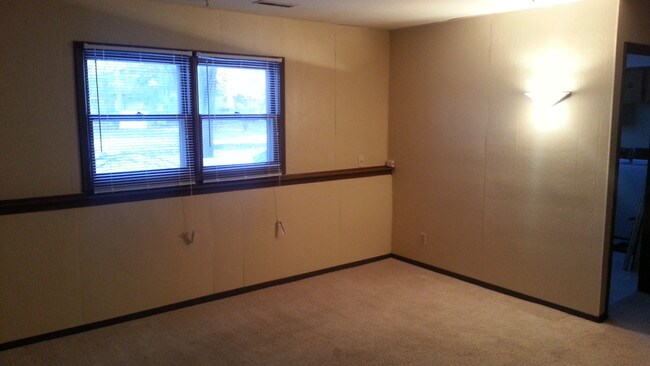 Building Photo - 4436 Gertie Ave