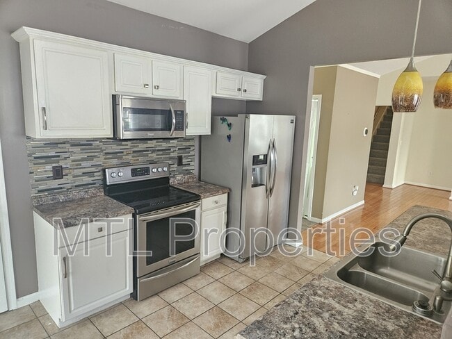 Foto del edificio - 2717 Hartley Hills Dr