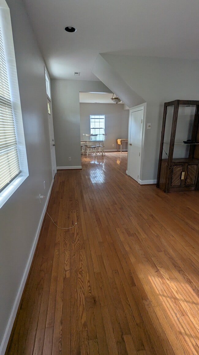 Photo - 3059 Midlothian Tpke House