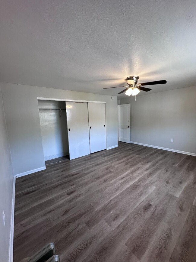 Foto del edificio - 153 Boland Ave