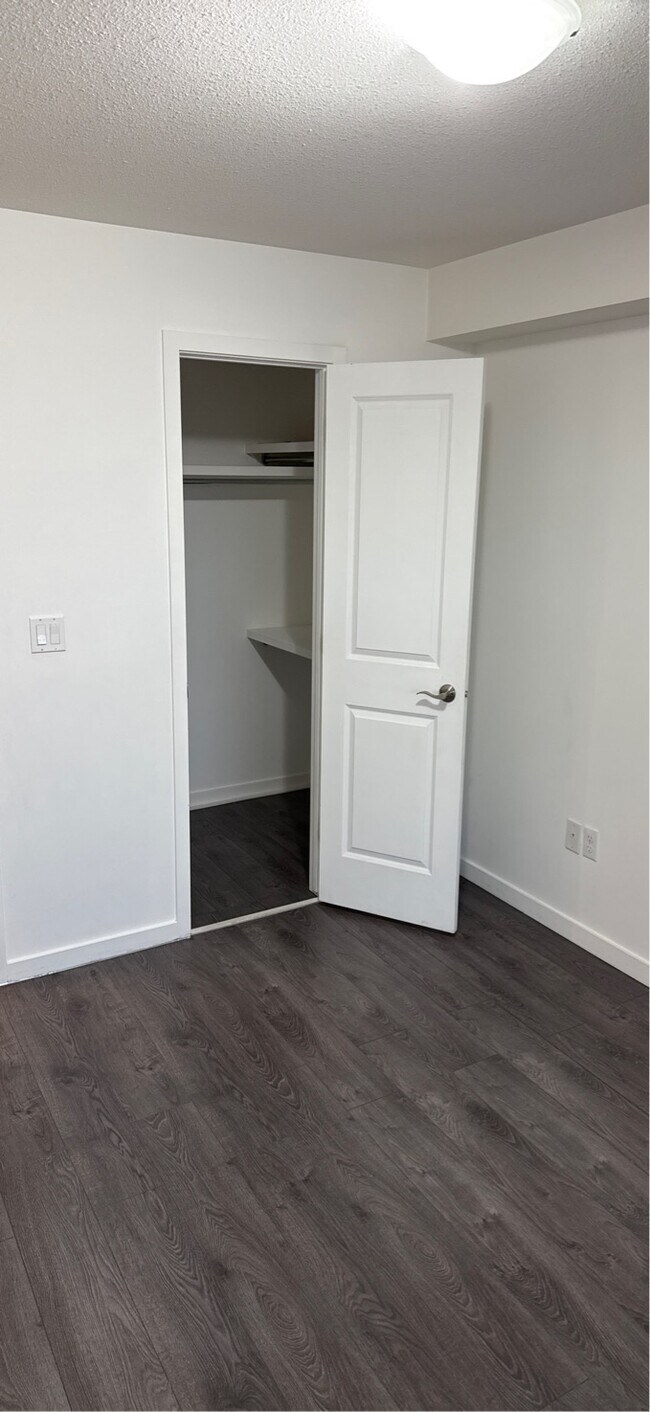 Photo du bâtiment - 1510 Neville Dr