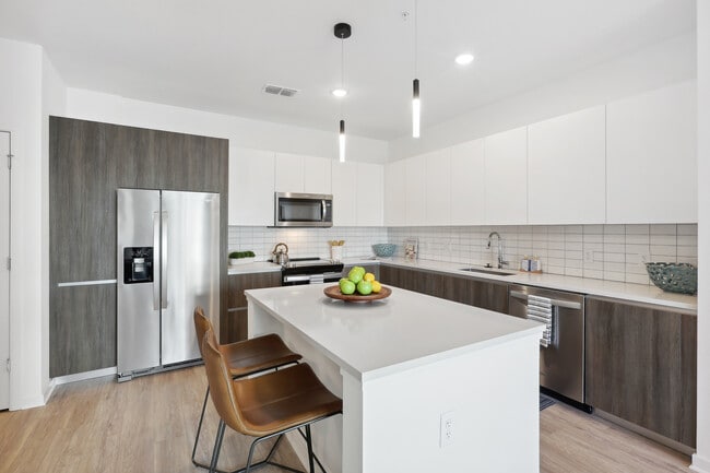 Photo - Renata at Lakewood Ranch Apartments