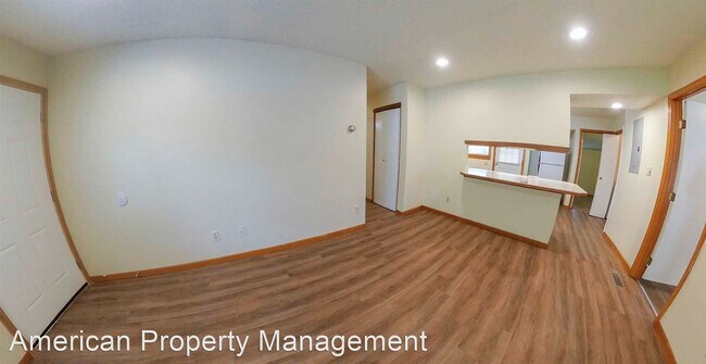 Foto del edificio - 4 br, 2 bath House - 2042 College Heights Rd
