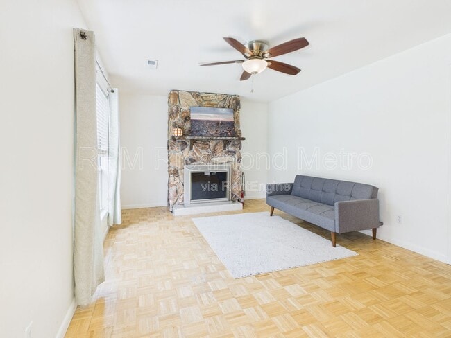 Foto del edificio - 106 Marbleridge Rd