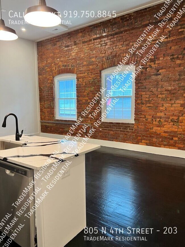 Foto del edificio - 805 N 4th St
