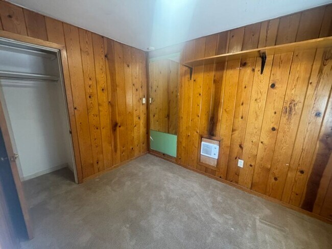 Foto del edificio - 603 Dartmouth Dr NE