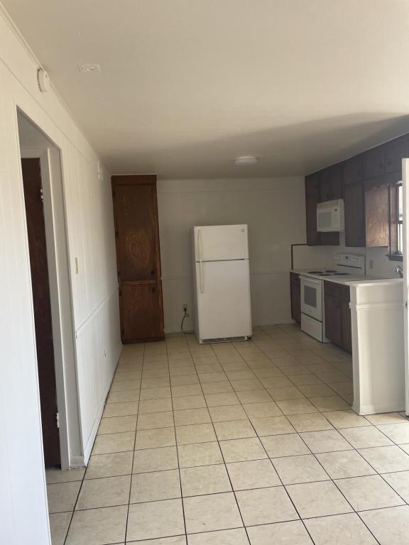 Foto del edificio - 1605 Saunders St