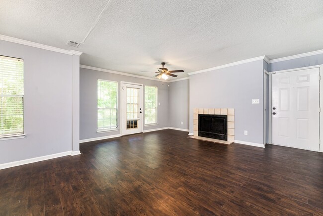 Photo - Terrace level condo in great Johns Creek location!